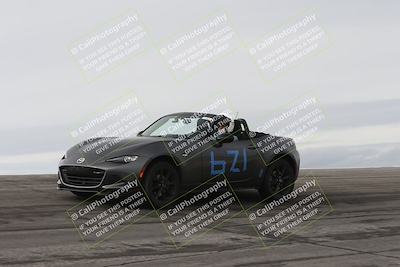 media/Jan-03-2026-SCCA SD (Sat) [[c9b9d14034]]/4-Novice Group/Session 1 Bowl/